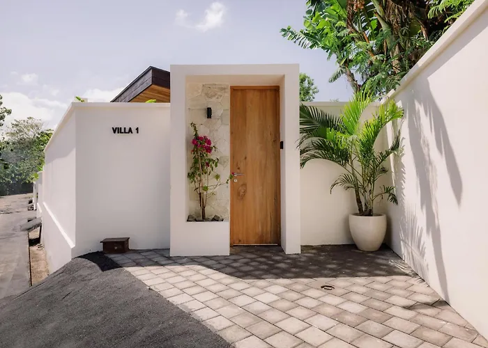 Stunning 1 Bd Private Pool Villa *