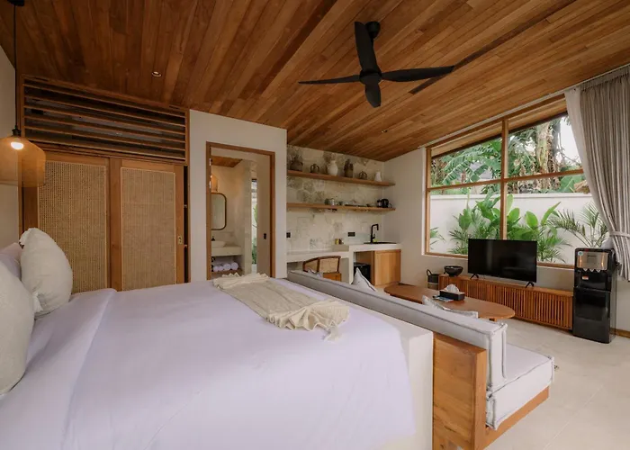 Stunning 1 Bd Private Pool Villa *